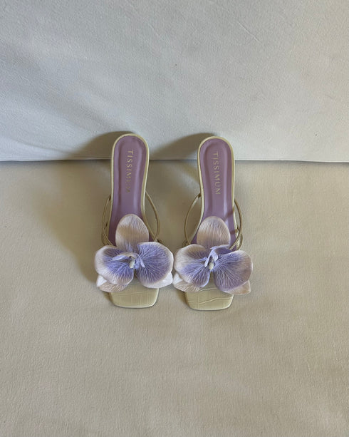 Zapatillas con flores